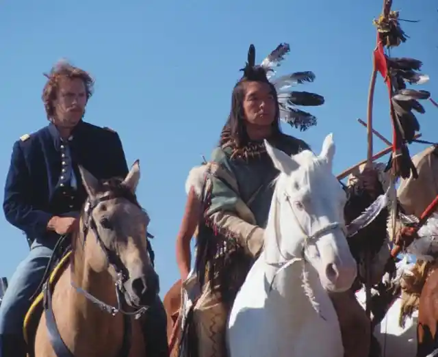 ¿En Qué Película Aparecía Este Soldado Viviendo Con Una Tribu India Lakota?