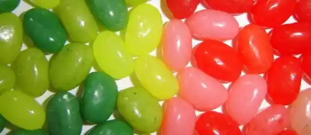 Color check! Where are the green Jelly Beans located?