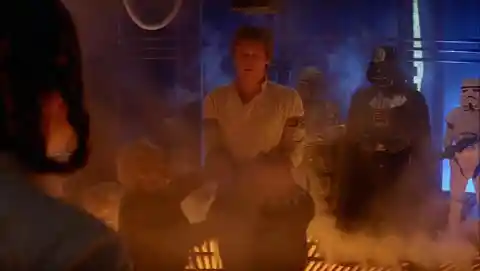 ¿Qué usó Darth Vader para Congelar a Han Solo?