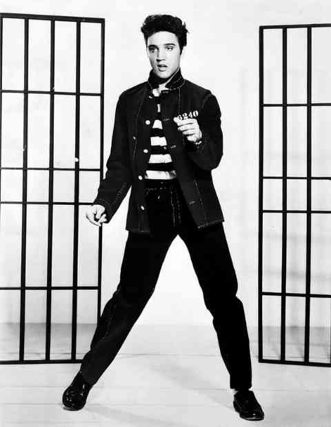 Welcher von Elvis Presleys Songs wurde 1956 sein erster Nummer-eins-Hit in den Billboard-Charts?