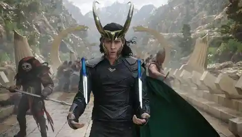 Welcher Spezies gehört Loki wirklich an?